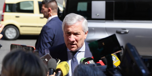 Tajani, 'Putin dimostri di volersi sedere seriamente al tavolo'