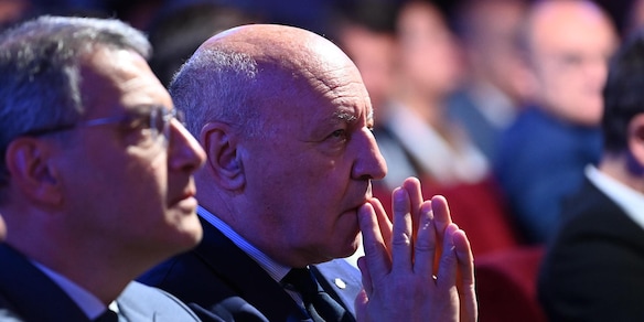Calcio: Marotta, 'accordo con Chivu per il rinnovo, presto l'ufficialità'