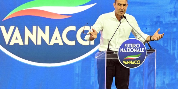 Vannacci, compiere un reato contro un omosessuale è più grave? Non può essere