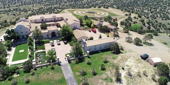 Si allarga l'inchiesta sul ranch di Epstein, chiesti dati a JPMorgan e Google