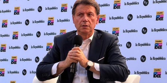 Conte, Renzi nel campo progressista non è scontato, no ad accozzaglia