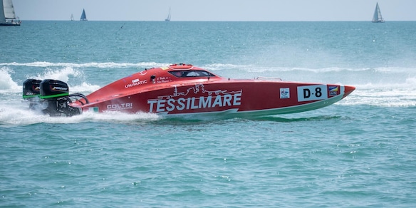 A Rodi Garganico torna il campionato del mondo offshore: dieci catamarani pronti a dare battaglia in mare