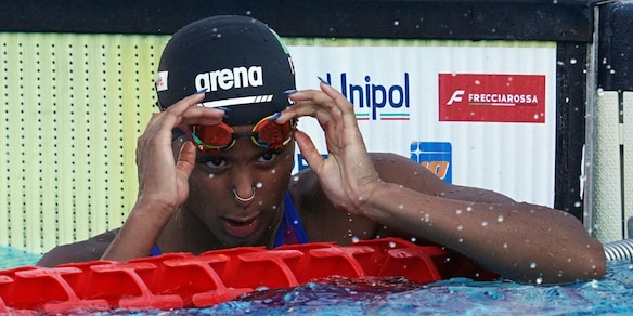 Curtis, nuovo record al Settecolli: è la prima azzurra a scendere sotto i 53" nei 100 stile