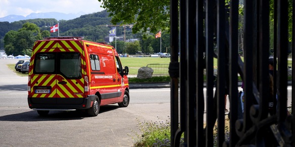 Aereo da turismo precipita in Francia, 'a bordo una decina di persone'