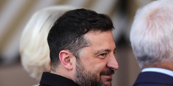 Zelensky, 'Mosca prevede di conquistare il Donetsk entro il 31 dicembre'