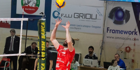 Volley Mercato: Gioia del Colle mette in regia l'esperto Pedron
