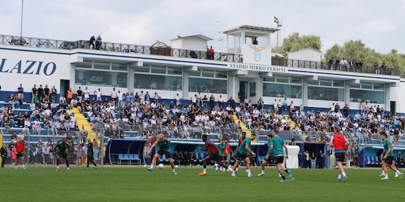 Lazio, ritiro a Formello con le porte aperte ai tifosi: programma, date e avversarie delle amichevoli