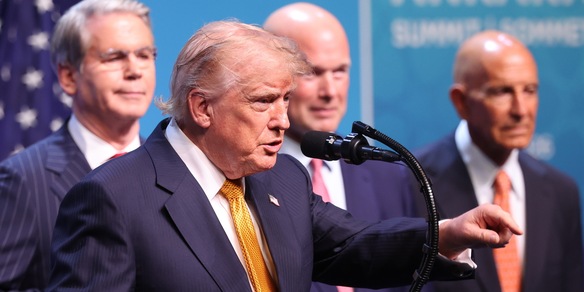 Trump, 'Spagna cattiva, Italia buona. Al di là di piccoli screzi Nato unita'