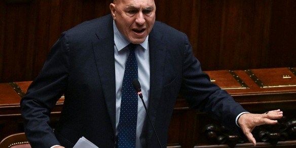 Crosetto, fondi 2027 non per nuove armi ma per sicurezza e personale