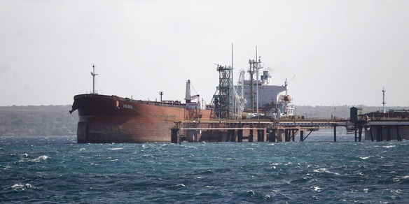 Kiev, 'stanotte colpite 21 petroliere russe nel Mar d'Azov'