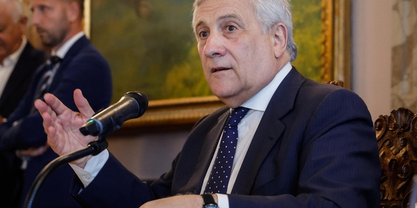 Tajani, sulle preferenze troveremo soluzione, a Roma e Milano candidati civici