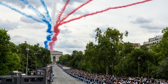 In Francia un 14 luglio tra difesa europea e omaggio alle vittime di Nizza