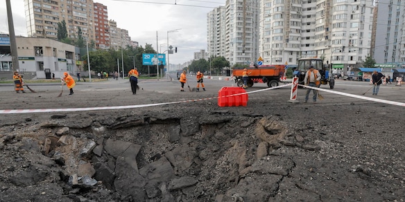 Attacco russo notturno su Kiev, due morti