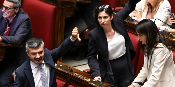 Schlein a Meloni, è lei che ha tradito gli italiani