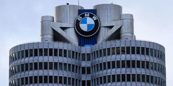 Bmw taglia 8.000 posti di lavoro in tutto il mondo