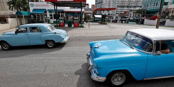 Cuba apre ai privati i settori del petrolio, del gas e farmaceutico