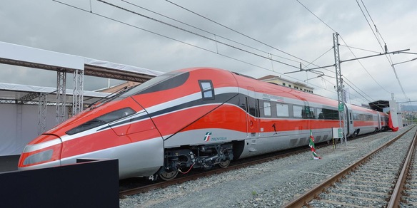 L'Antitrust accoglie gli impegni di Trenitalia sui rimborsi