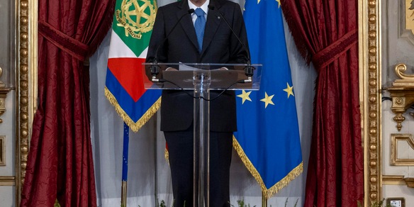 Mattarella, adattare leggi a comportamenti individuali è l'abdicazione dello Stato