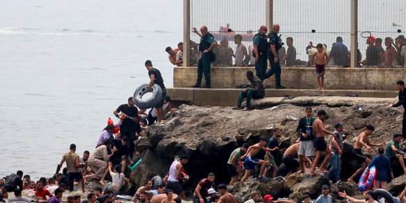 L'Italia sospende l'accordo Schengen con la Spagna