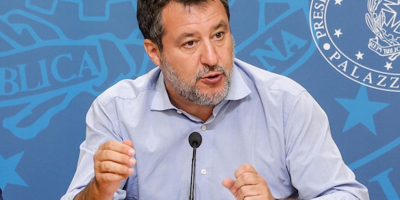 Salvini, 'bene lo stop di Schengen, passa la linea della Lega'