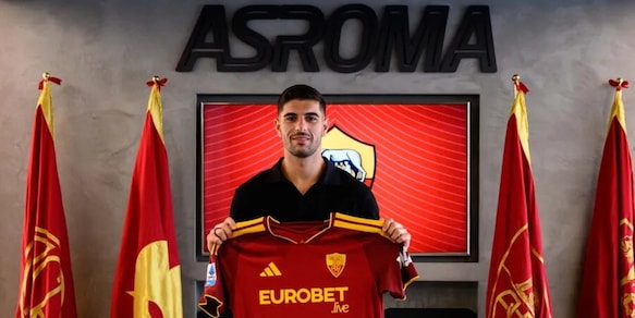 Roma, è ufficiale: Koulierakis arriva a titolo definitivo