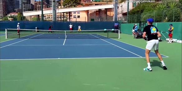 Ufficiale, Tennis: Sinner salta Cincinnati per un problema al ginocchio