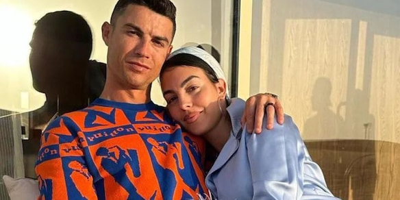 Cristiano Ronaldo rompe il silenzio sul matrimonio fantasma con Georgina. Interviene anche il prete