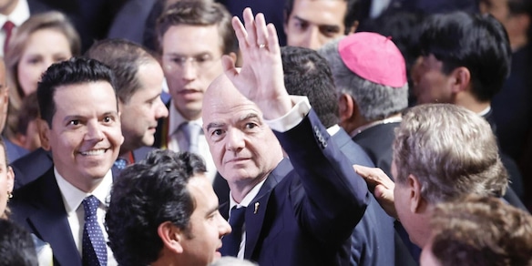 Infantino, la carta della disperazione per salvare la poltrona: mondiale a 64 squadre