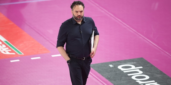Stefano Lavarini non è più l'allenatore di Milano