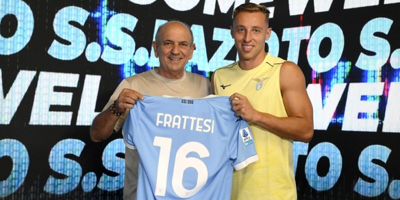 Frattesi alla Lazio, c'è l'annuncio ufficiale: "Finalmente qui!"