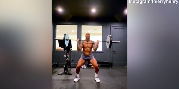 Henry, che forza: i pesi in palestra non sono un 'problema'!