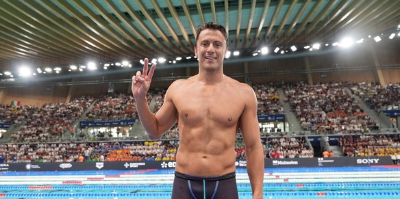 Ancora grande Italia agli Europei di nuoto: Martinenghi d'oro nei 50 rana, Curtis di bronzo nei 50 stile