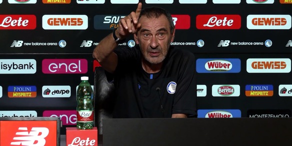 Sarri e le luci, ci risiamo: "Riusciamo ad abbassare l'intensità?"