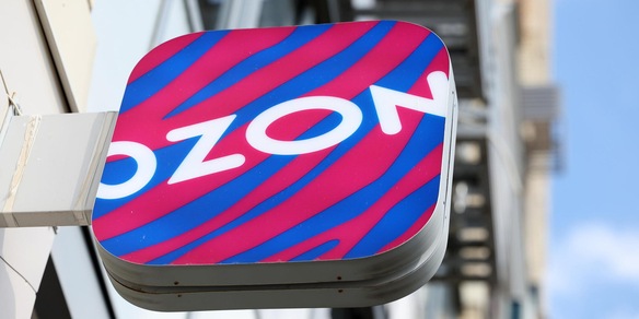 Droni Kiev su hub Ozon in Russia, 500 dipendenti evacuati