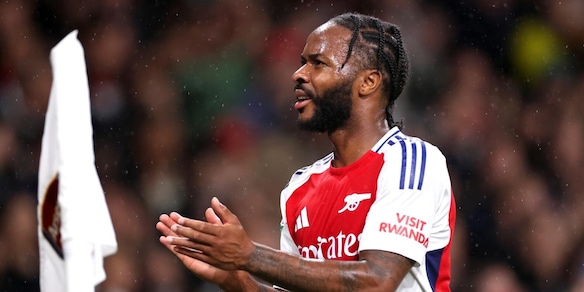 Sterling in tribunale: accusato di guida pericolosa e possesso di gas esilarante, ecco cosa rischia