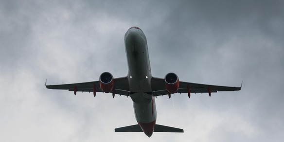 Cyberattacco contro tre aeroporti in Gb, 'hacker hanno chiesto riscatto'