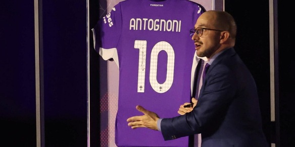 Centenario Fiorentina, il ricordo di papà Rocco e l'omaggio ad Antognoni: il discorso da brividi del presidente Commisso