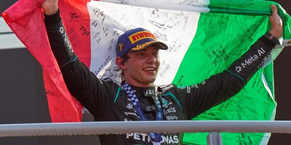 Antonelli da leggenda: vince a Monza partendo diciannovesimo!