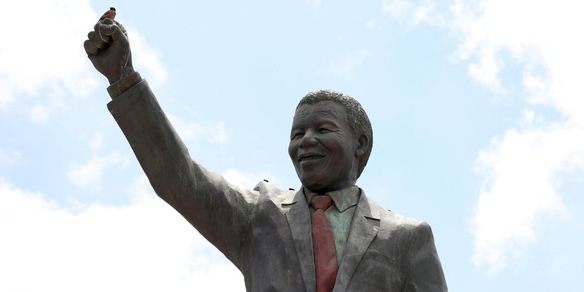 Dal Sudafrica nuovo ricorso contro la vendita negli Usa di cimeli di Mandela