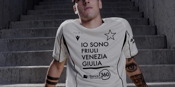 Calcio: Udinese presenta la terza maglia alla Milano fashion week