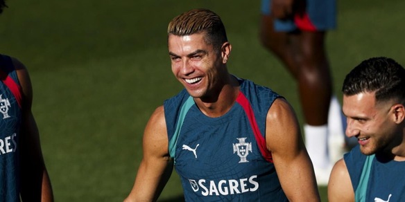 Cristiano Ronaldo reagisce: "Vogliono farmi fuori, ma non basterebbe neanche un fucile"