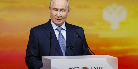 Putin, 'eravamo pronti a riprendere i negoziati ma dopo raid ucraini ci rifletteremo'