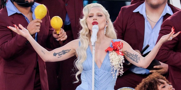 Lady Gaga testimonial in Giappone per la catena FamilyMart