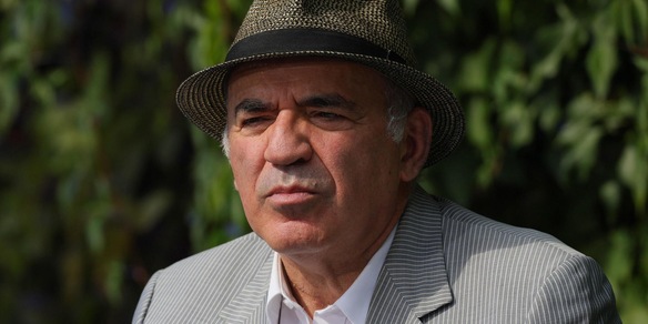 Kasparov, 'avvisato dai servizi lituani e Usa che la mia vita è in pericolo'