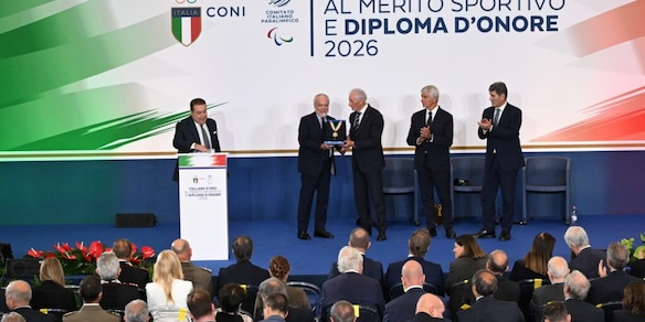 De Laurentiis: "Sto realizzando un film per il centenario. Sono 25 anni dalla prima volta che mi interessai al Napoli e..."