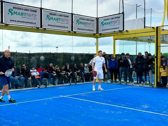 Бывший капитан «Ромы» играет вместе с Ди Бьяджо.