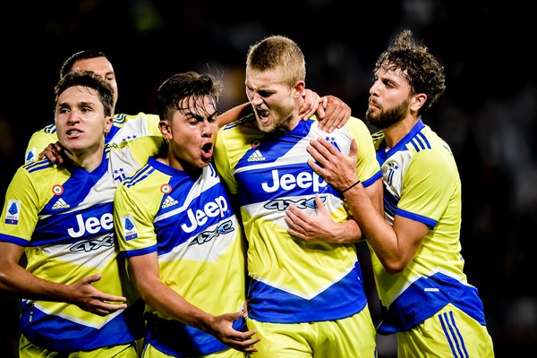 Spezia-Juve 2-3: Allegri risorge, prima vittoria in campionato