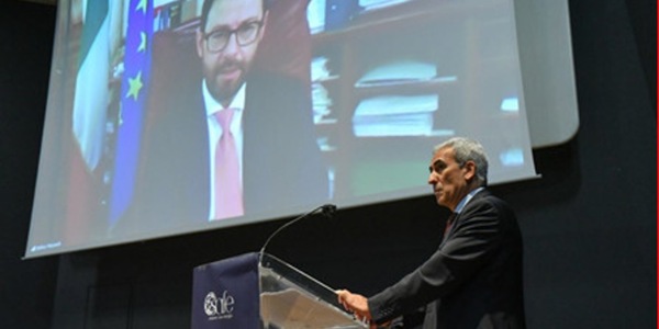Il Ministro Patuanelli alla Cerimonia di Chiusura del Master SAFE