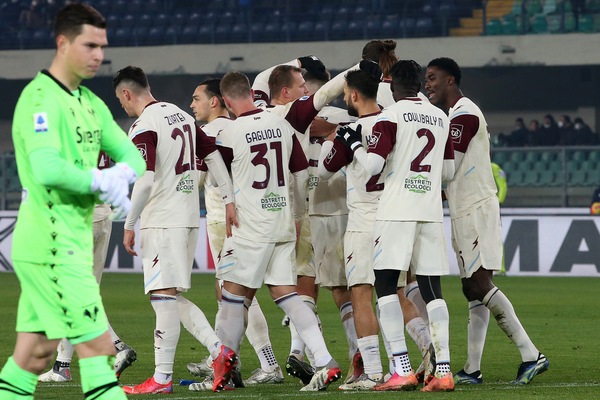Salernitana, altri due calciatori positivi al Covid