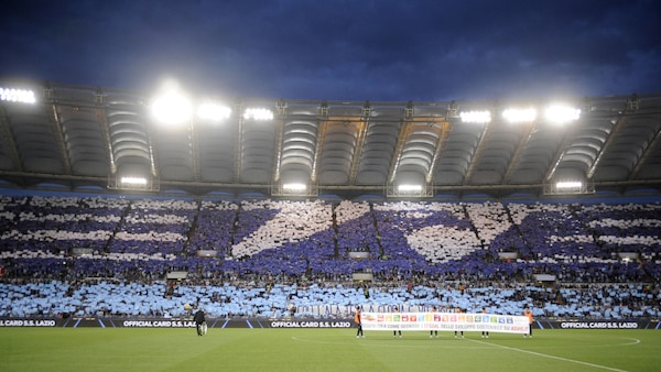 Lazio-Inter, la coreografia e il volo di Olimpia